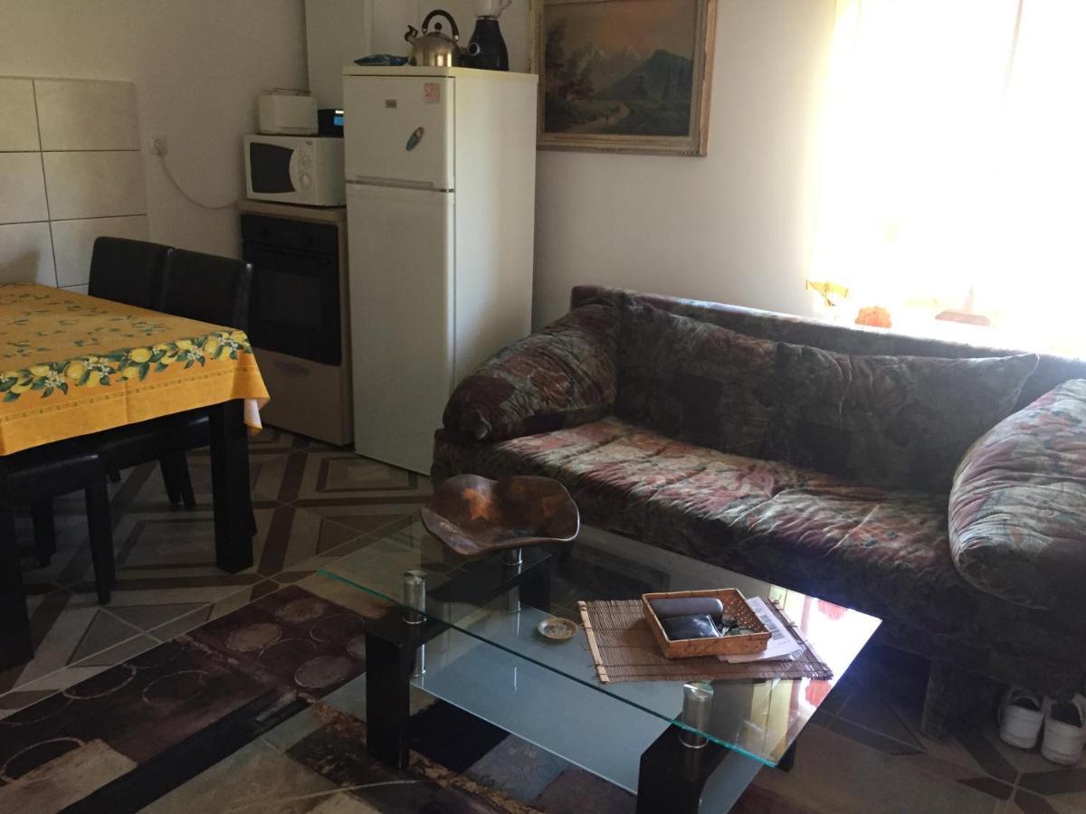 Casa rustica cu terasa Villa Mediaş Exterior foto